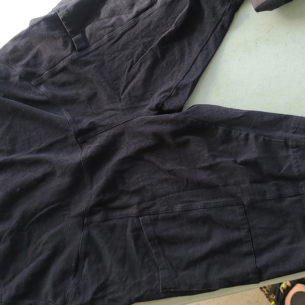 Maternity shorts - Picture 4 of 5